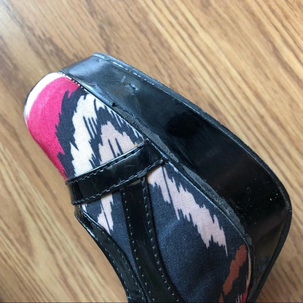 🟢3/$15 MADDEN GIRL heels 8.5 round toe multi color